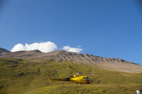 Hüttenversorgung mit dem Helikopter
