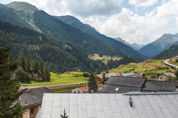Blick von Ardez in Richtung Sur En, Unterengadin, Graubünden, Schweiz