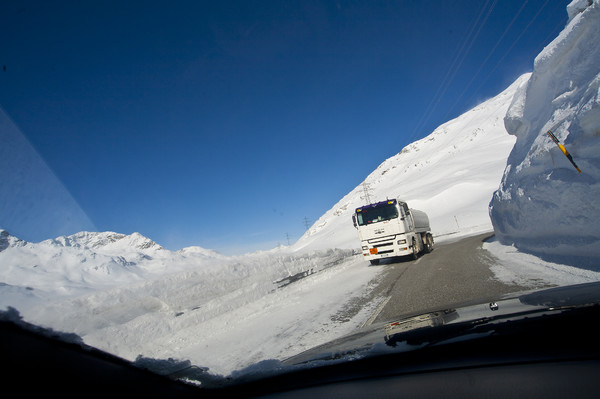 Transport über den Bernina Pass