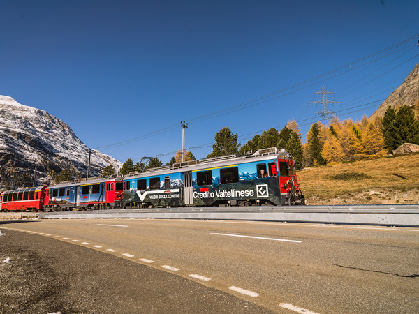 Rhätische Bahn bei Las Plattas am Berninapass