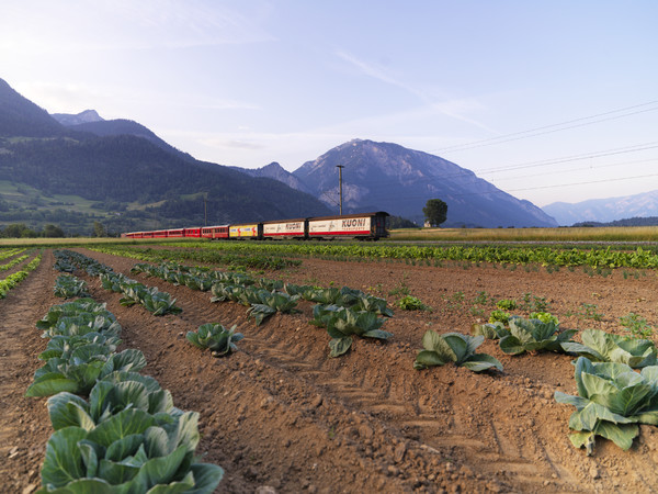 Rhätische Bahn bei Sogn Mang