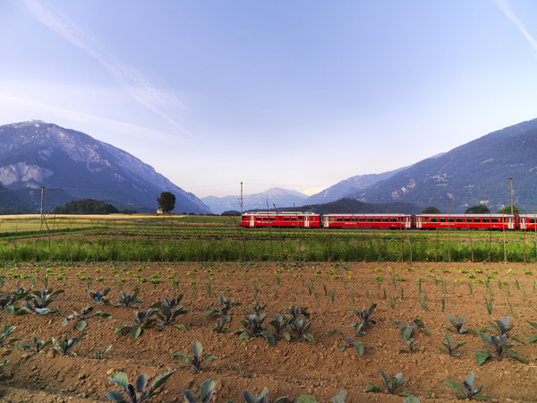 Rhätische Bahn bei Sogn Mang