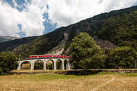 Foto: Kreisviadukt, Brusio, Puschlav, Graubünden, Schweiz