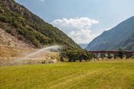 Foto: BEX, Bernina Express, Kreisviadukt, Brusio, Puschlav, Graubünden, Schweiz
