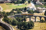 Foto: Bernina Nostalgie Express, Brusio, Puschlav, Graubünden, Schweiz