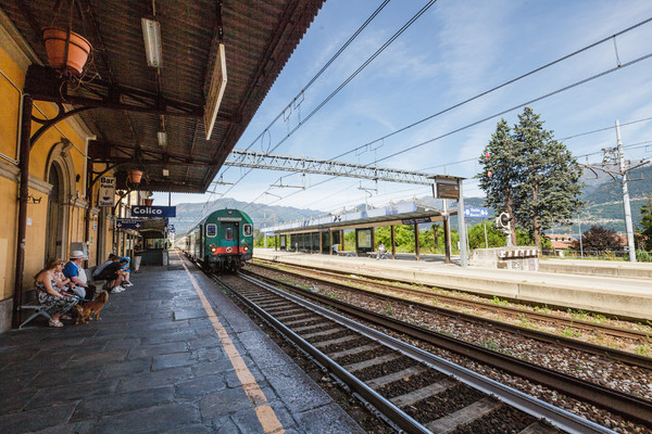 Beim Bahnhof von Colico im Veltlin