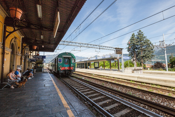 Beim Bahnhof von Colico im Veltlin