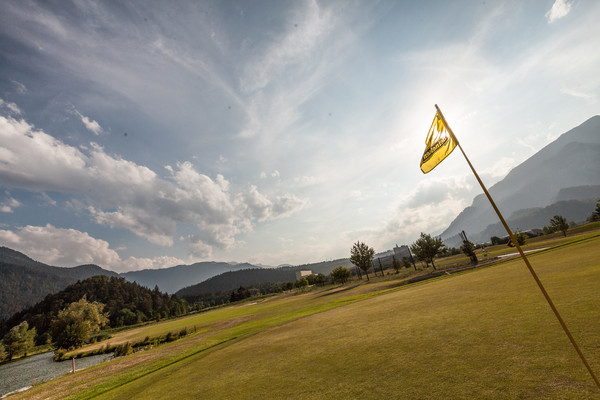 Golfplatz des Golfclub Domat/Ems in Graubünden