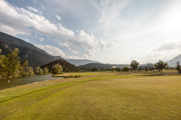 Golfplatz des Golfclub Domat/Ems in Graubünden