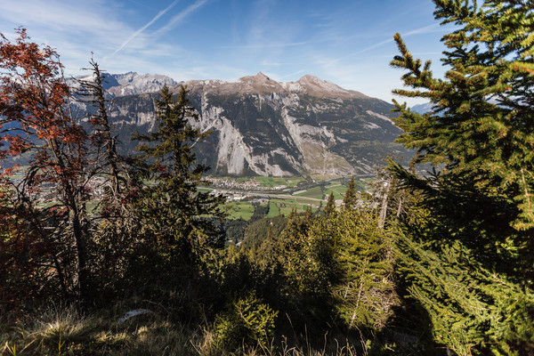 Auf dem Dreibündenstein bei Brambrüesch in Graubünden