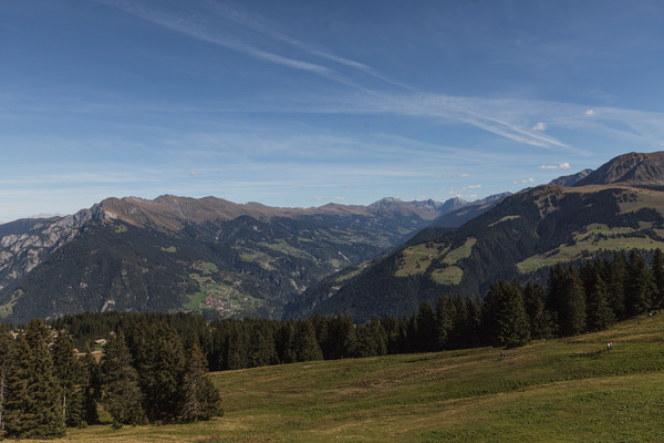 Auf dem Dreibündenstein bei Brambrüesch in Graubünden