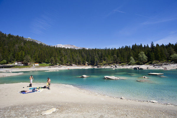 Caumasee in Flims, 2011 mit sehr wenig Wasser