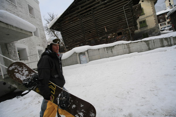 Snowboarder in Flims