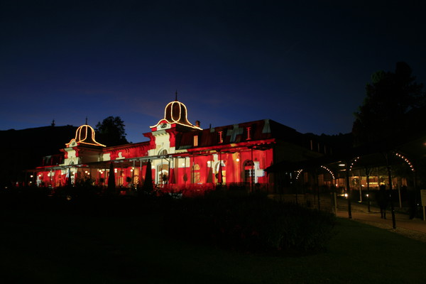 Hotel Waldhaus in Flims, angestrahlt von Gerry Hofstetter