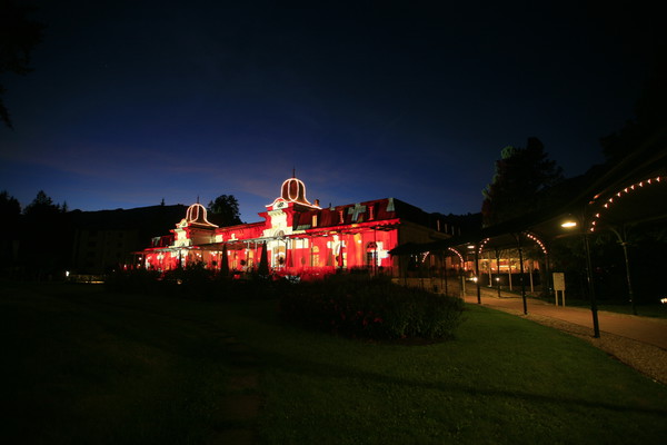 Hotel Waldhaus in Flims, angestrahlt von Gerry Hofstetter