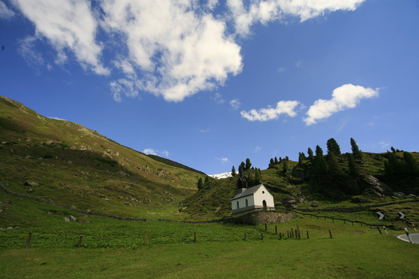 Kapelle bei Tschuggen auf dem Flüelapass in Graubünden, Schweiz