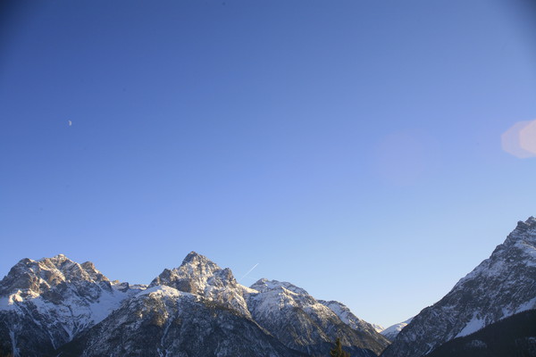 Blick von Ftan auf die Engadiner Dolomiten