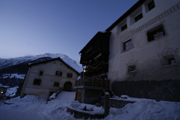 Abendstimmung in Guarda im Unterengadin