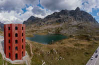 Foto: Roter Turm, Julierpass, Engadin, Graubünden, Schweiz