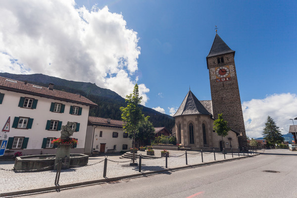 Kirche bei Klosters-Platz im Prättigau