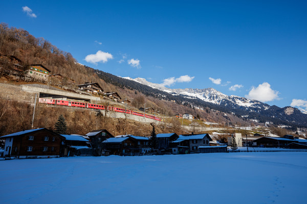 Die Rhätische Bahn bei Küblis im Prättigau