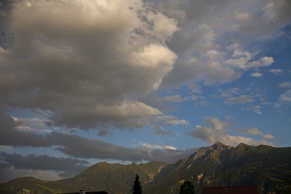 Blick von Laax zum Piz Fess, Graubünden, Schweiz
