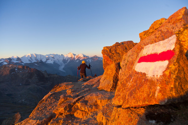 Sonnenaufgang am Piz Languard bei Pontresina, Oberengadin, Engadin, Graubünden, Schweiz, Switzerland, Wandern, kalt, Weitsicht