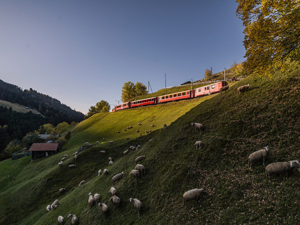 Rhätische Bahn bei Langwies im Schanfigg