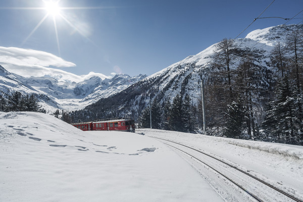 Montebellokurve; Berninapass; Pontresina; Oberengadin; Engadin; Graubünden; Schweiz; Switzerland; Landschaft;