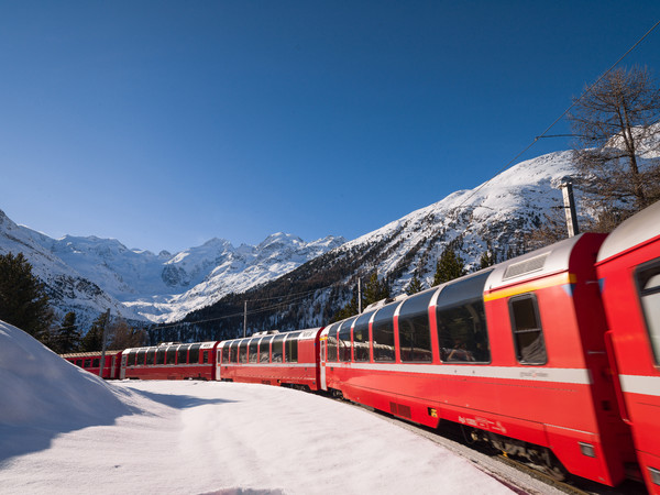 Montebellokurve; Bernina Pass; Pontresina; Oberengadin; Engadin; Graubünden; Schweiz; Switzerland; Landschaft; Schweiz