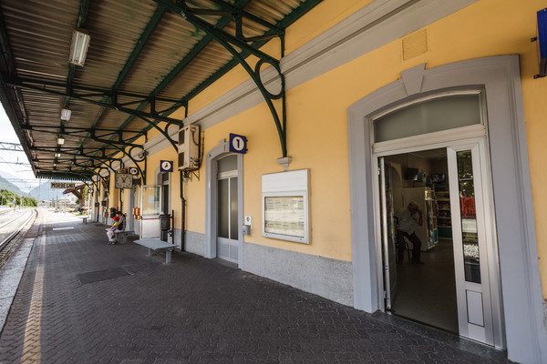 Bein Bahnhof von Morbegno im Veltlin