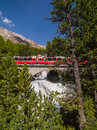 Foto: Berninafall, Cascata da Bernina, Wasserfall, Strom, Kraft,