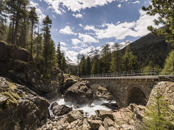 Rhätische Bahn bei Morteratsch