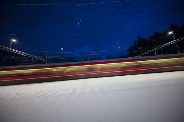 Rhätische Bahn auf der Rheinbrücke bei Reichenau