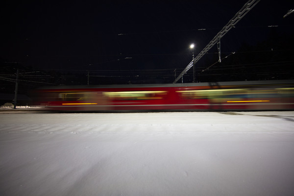 Rhätische Bahn auf der Rheinbrücke bei Reichenau