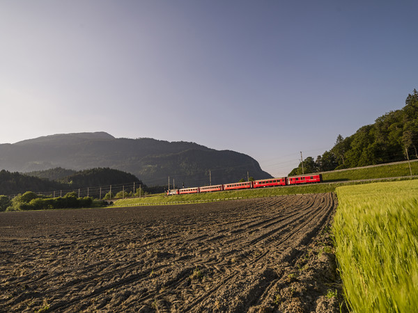 RhB-Pendler kreuzen sich bei Reichenau