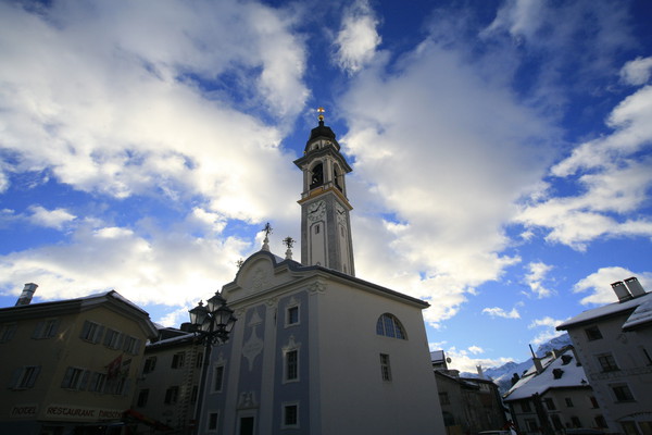 Evangelische Dorfkirche von Samedan