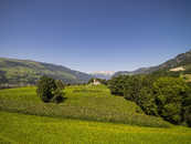 Foto: Blick auf Sant Cassian, Sils im Domleschg, Graubünden, Schweiz