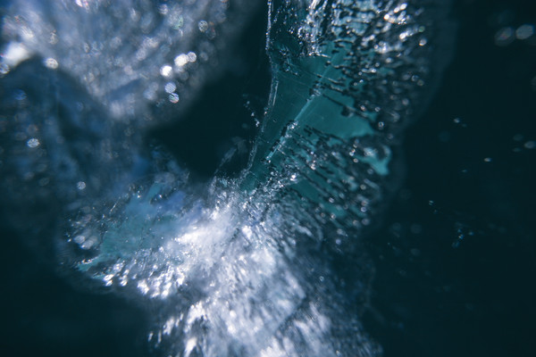 Eisbilder im Eis des Silvaplaner Sees