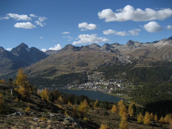 Blick von Muot da Schlarigna auf St.Moritz