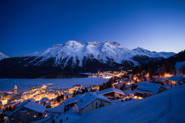 Blick auf St.Moritz by Night