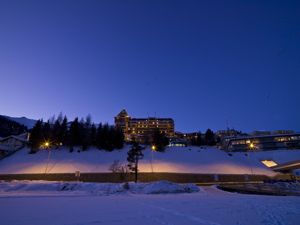 Winterabend in St.Moritz im Oberengadin