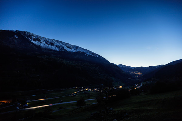 Abendstimmung bei Sumvitg im Bündner Oberland, Graubünden, Schweiz.