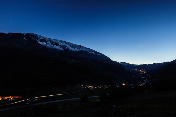 Abendstimmung bei Sumvitg im Bündner Oberland, Graubünden, Schweiz.