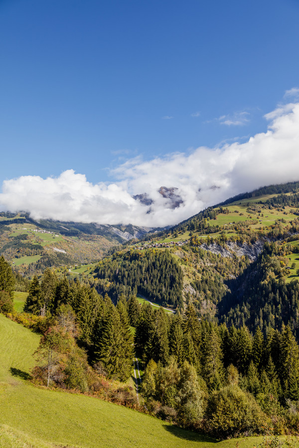 Valgronda bei Cumbel im Val Lumnezia, Graubünden