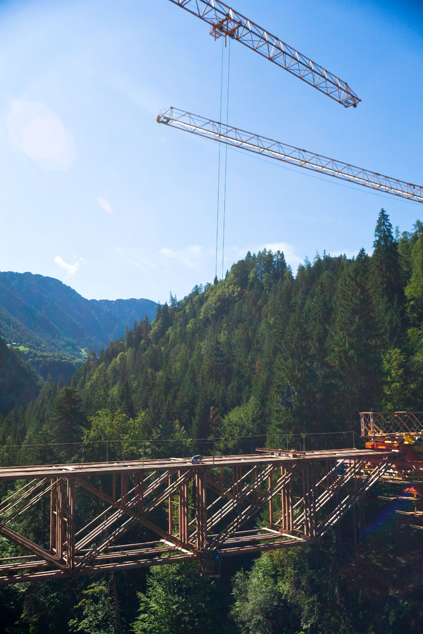 Brückenbau bei Versam in Graubünden